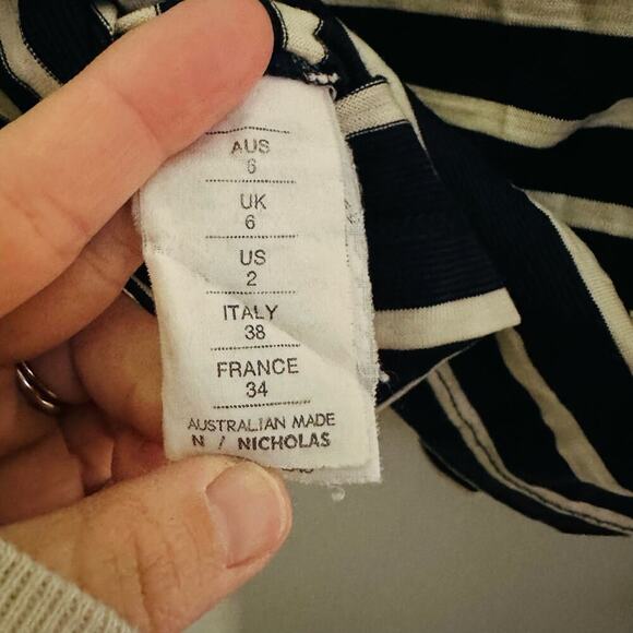 NICHOLAS Black White Wool Spiral Striped Turtleneck Long Sleeves Top Size US 2 - Picture 8 of 11